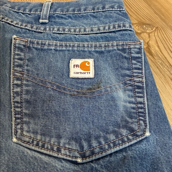Carhartt Flame Resistant Jeans Relaxed fit NFPA 2112 Medium wash Men’s 42 X 30 - Picture 8 of 10